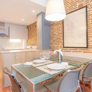  Appartement Serennia Cest Arc De Triomf Spanje